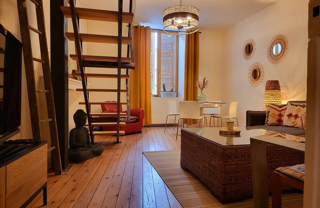 60m2 Bohemian chic "Duplex Macon", 20min from Vichy