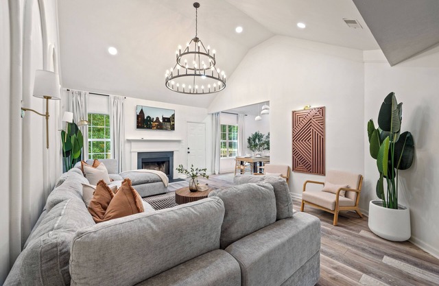 6BD/3BA Designer Oasis ~ Sleeps 14 ~ ATL Metro