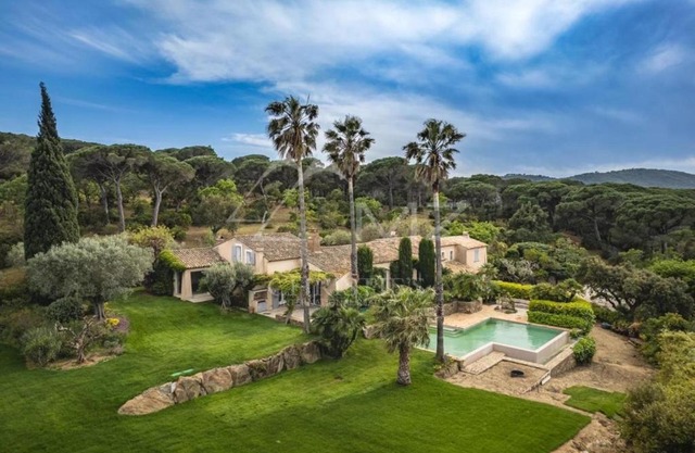 7 bedroom luxury villa near St. Tropez & Beach