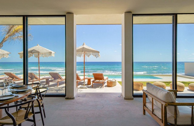 7-bedroom Private Beachfront Villa in Tankah Bay!