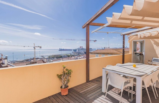 70m2 Tagus River Terrace in Alfama By LovelyStay