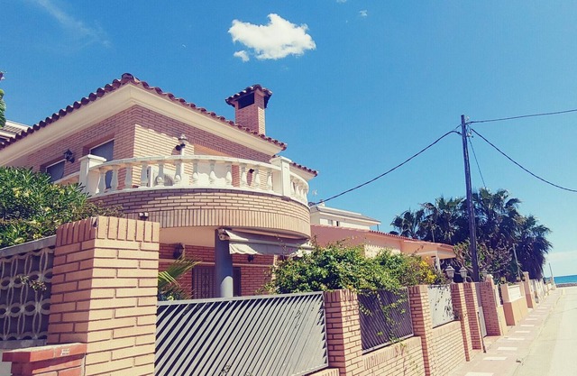 7145 Villa La Torreta 30m playa, WIFI y Parking