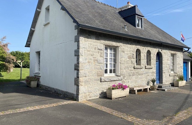 755 - Stone house in Erquy near the beach