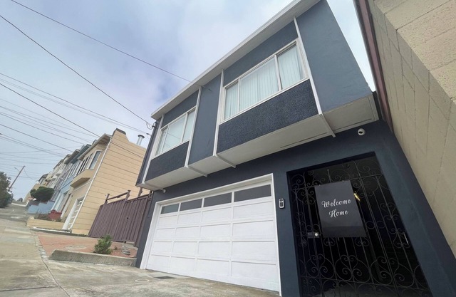 773 Spacious 5-bedroom house in beautiful San Francisco with WiFi