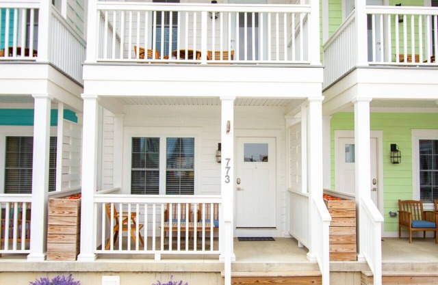 773 TH · Paradise Palms - 2 Bed/2.5 Bath Townhome w/Amazing Views!