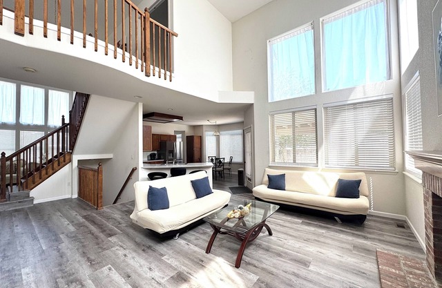 7Bedroom-5bath-Large Corner Lot, Near Scenic Trail/Easy Access to Downtown