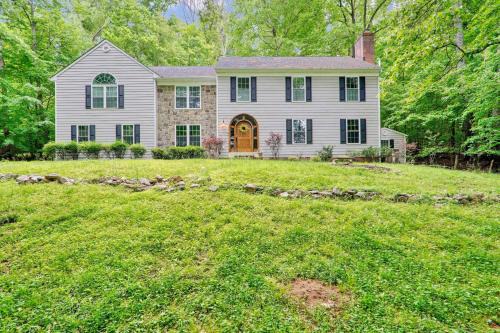 8-Bedroom Luxury Home in Baltimore Maryland