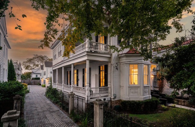 8 Bedroom Retreat in the Heart of Downtown Charleston
