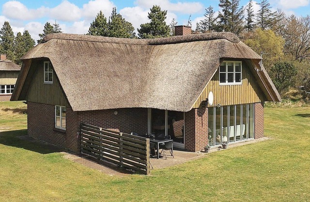 8 person holiday home in Blåvand