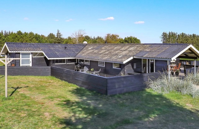 8 person holiday home in Blokhus