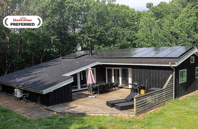 8 person holiday home in Ålbæk-By Traum