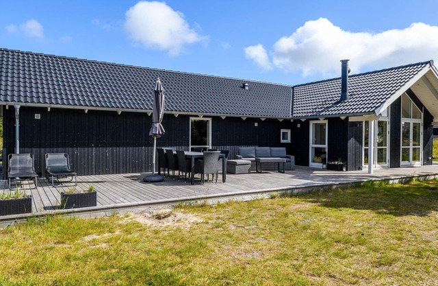 8 person holiday home in Fanø