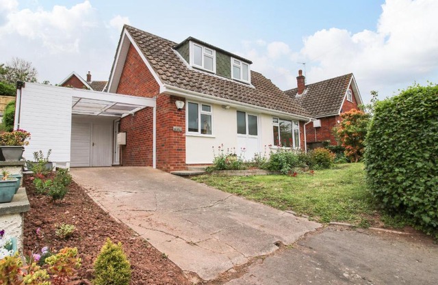 83 Greenacres