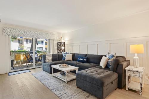 867 Ketch Court