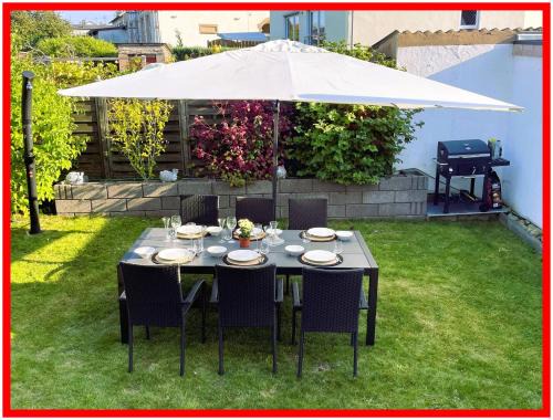90qm mit Garten und eigener Garage für 6 Personen, Moderne trifft Tradition - Apartment "Rosie"