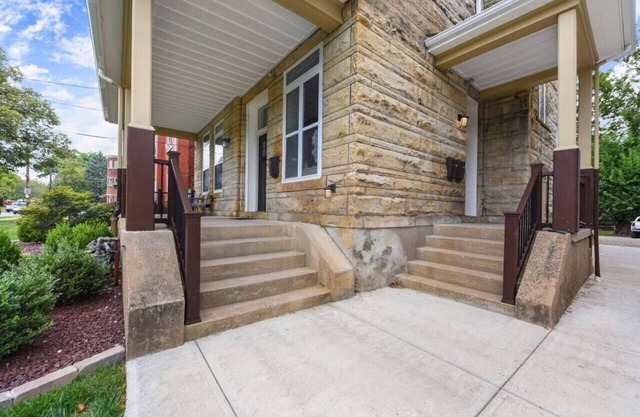 9Bedrooms+BBQ+Netflix+Free Parking Near Bakery Sq.