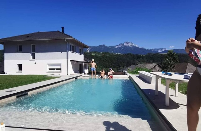 A 10 m' D'annecy, Maison 170m2 Avec Piscine