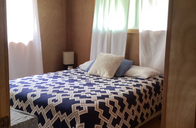 A Blissful Retreat in the Heart of Seaview - 5 minutes from the beach!