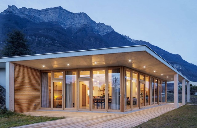 A contemporary, single-storey 3* gîte