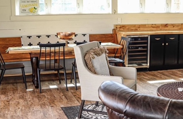 A Cozy Haven of Escape in the Wishbone of Southern Illinois (SoIL)