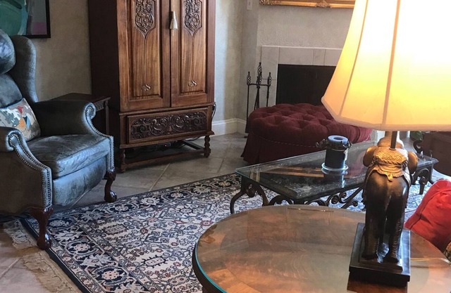 'A Jewel Box', 1BR Penthouse in the Center of the City