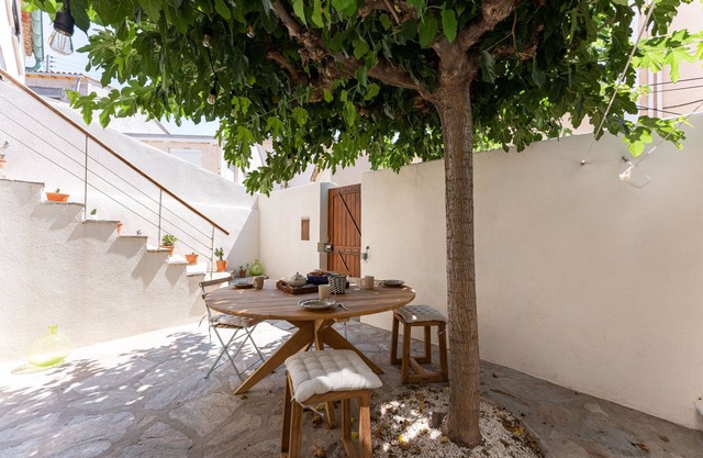 A LA CALANQUE - Jolie Maison en bord de mer
