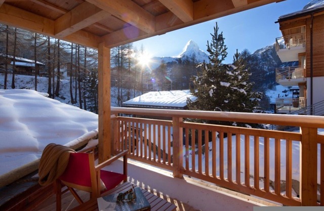 A Luxurious Alpine Escape 1203