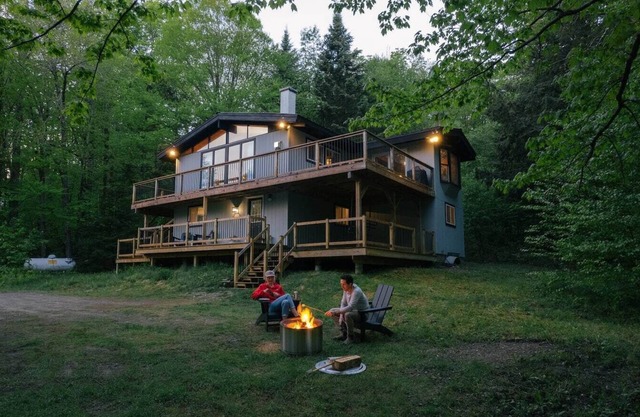 A Modern Family Retreat