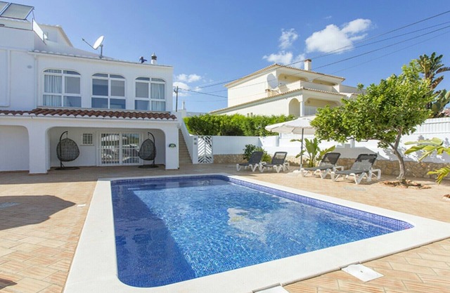 A modern,stylish, well furnished villa perfect for relaxing with family/friends
