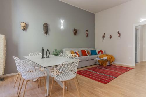 A Night At the Museum - Lake Como