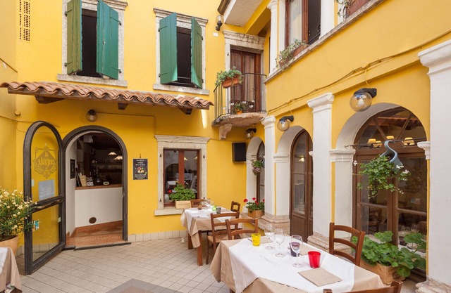 A old inn That is an Italian Landmark . About 200 Years old "suite 1"