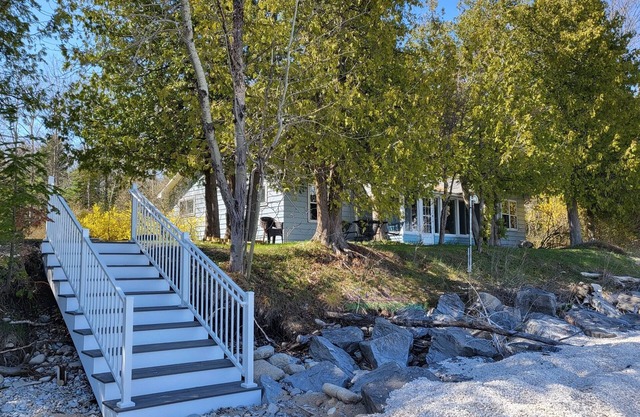 A private ranch home on Lake Michigan with stunning sunrise views.