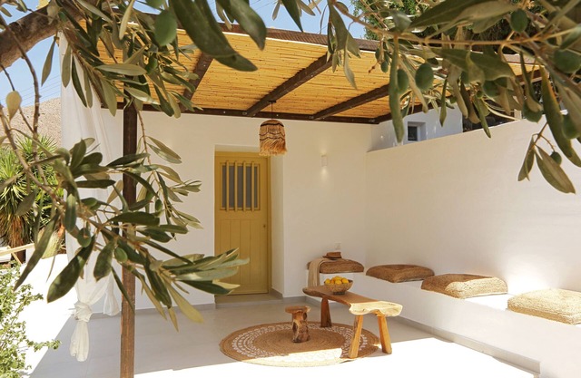 A privately owned home adorned in the distinctive, traditional Cycladic style.