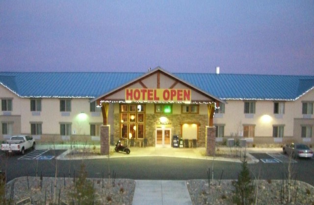 A Riverside Inn Travelodge by Wyndham