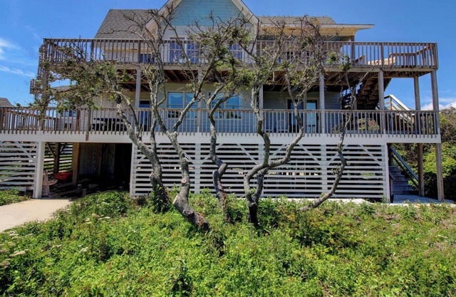 A Shannon 4 Bedroom Home at Tuckahoe in Duck