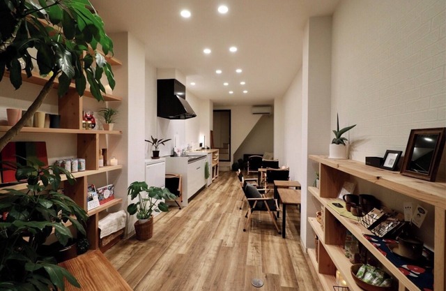 A space like a hideaway/Okayama Okayama