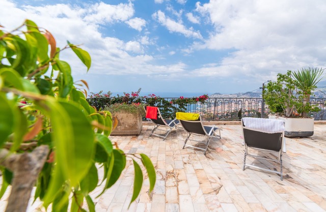 A Spacious home for family and friends overlooking Funchal bay.