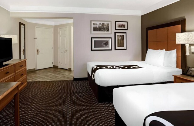 A Vacation to Remember! Great Room for Groups