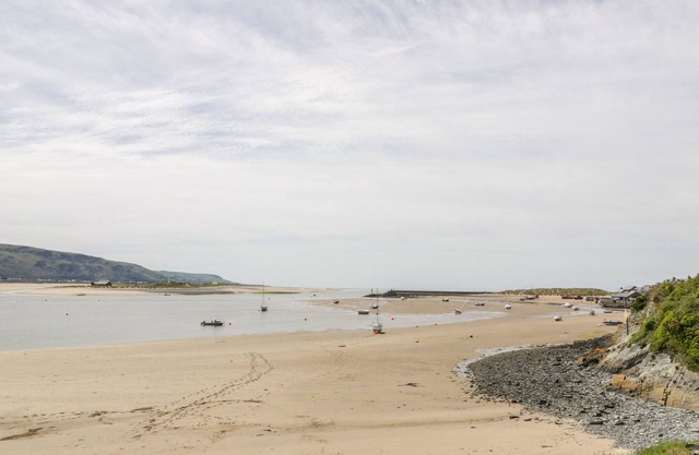 Abermaw Views