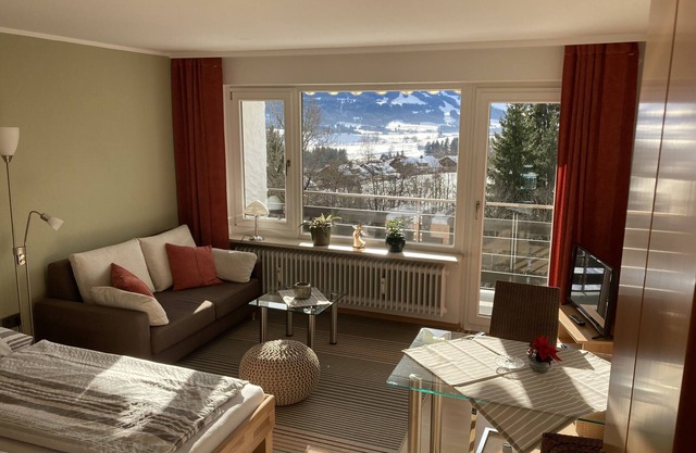 Absolutely quiet, beautiful apartment with wonderful mountain views and swimming pool