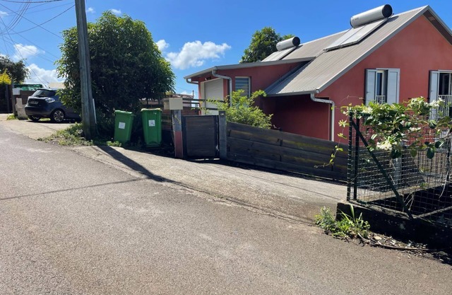 Accommodation with private pool on garden level