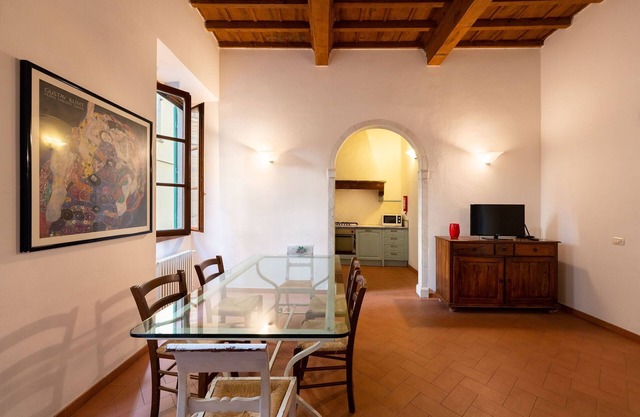 Acqua Apartment - Four Bedroom Apartment, Sleeps 7