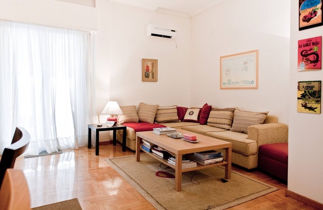 Acropolis area next Metro & Museum