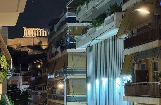 Acropolis Path - Elegant Apartment near Plaka