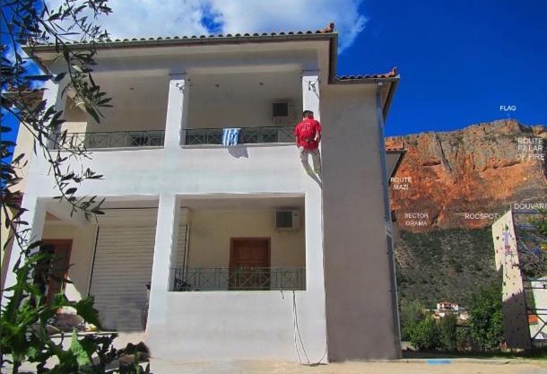 "Action" House in Leonidio 4-beds