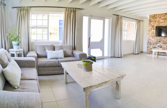 Addo Adventure House