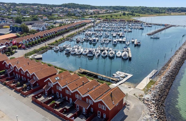 "Adils" - 5m from the sea by Interhome