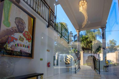 Adinkra Boutique Hotel