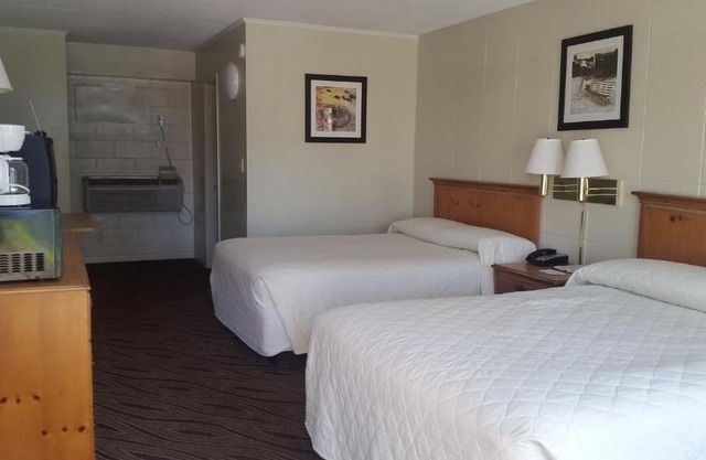 Admiral Motor Inn