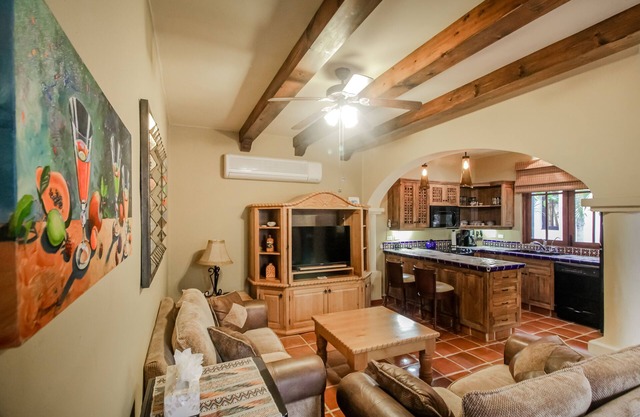 Adorable Dog-Friendly Home w/a Rooftop Patio, Outdoor Kitchen, & Free WiFi